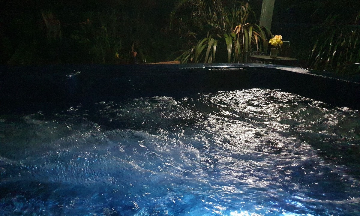 Ngahinapouri Cabin | Koromatua Homestead