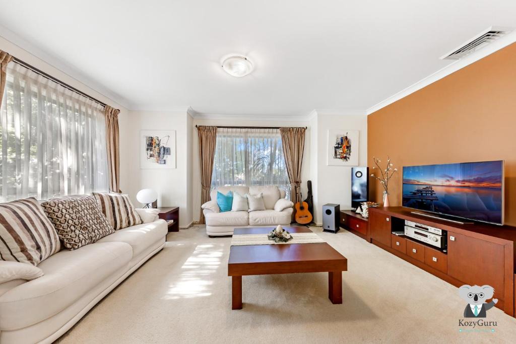 Westleigh House | KOZYGURU | Westleigh | Spacious Home with 4 Beds