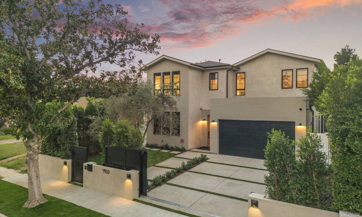 North Hollywood House | Kraft Villa - Luxury Living Redefined w/Pool