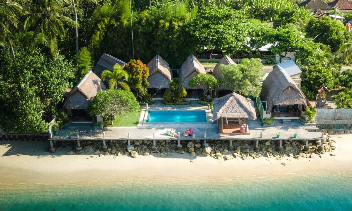 Sekotong Barat House | Krisna Bungalows & Restaurant