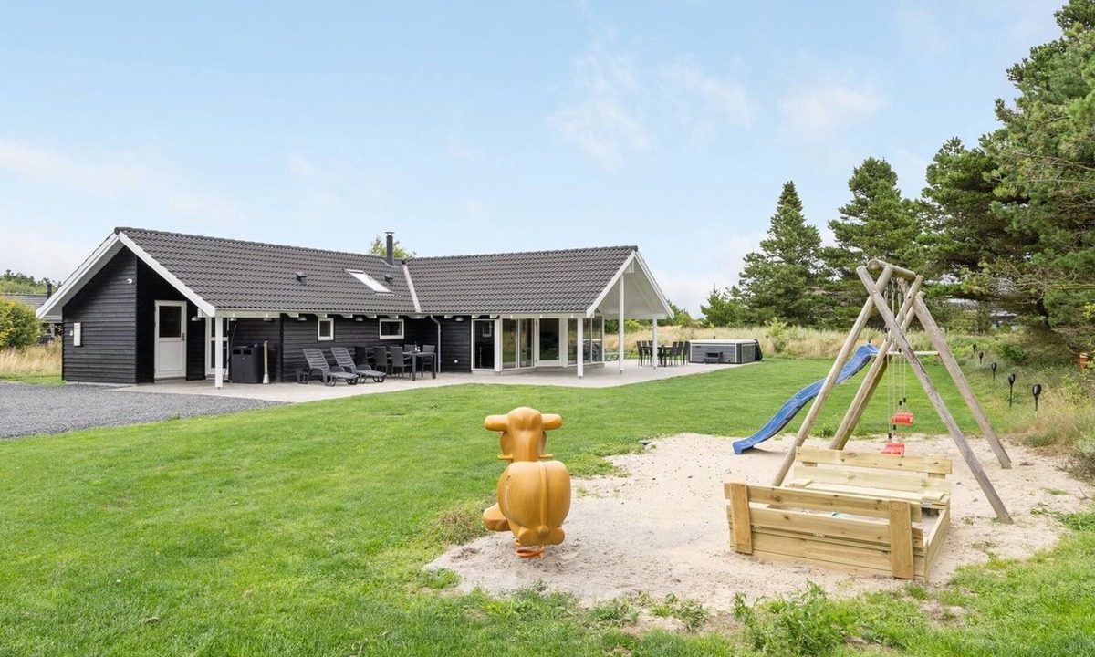 Rømø Kirkeby House | "Krum" - 4.5km from the sea by Interhome