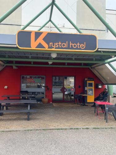Saint-Quentin-Fallavier Hotel | KRYSTAL HOTEL