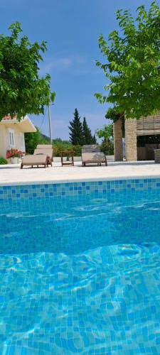 Dusina House | KUĆA U PRIRODI LI