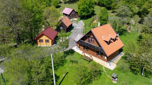 Brinje House | Kuća za odmor Šegota
