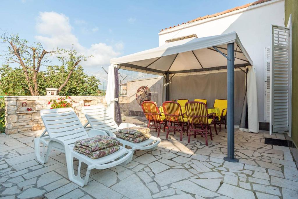 Gregovica Apartment | Kuća za odmor Lucy