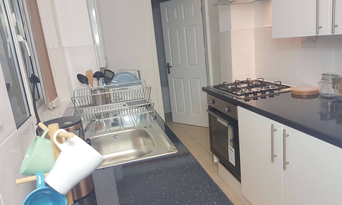 Smethwick House | Kunda House Oliver