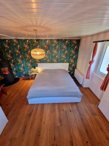 Visperterminen Apartment | Kunstplanet im Herzen der Alpen am Planetenweg