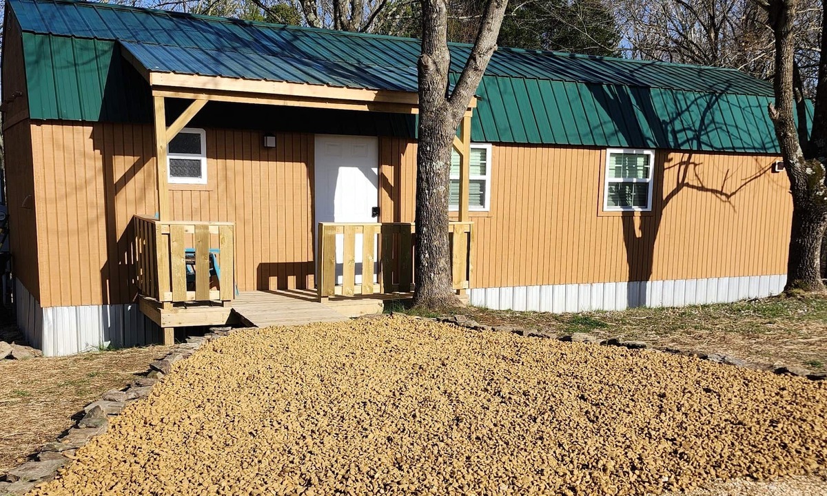 Huntingdon Cabin | Kuprel Country Cabin with loft!