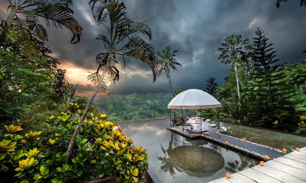 Kedewatan Resort | Kupu Kupu Barong Villas & Tree Spa