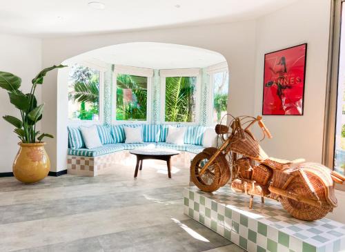 La Bocca Hotel | Kyriad Cannes - Mandelieu