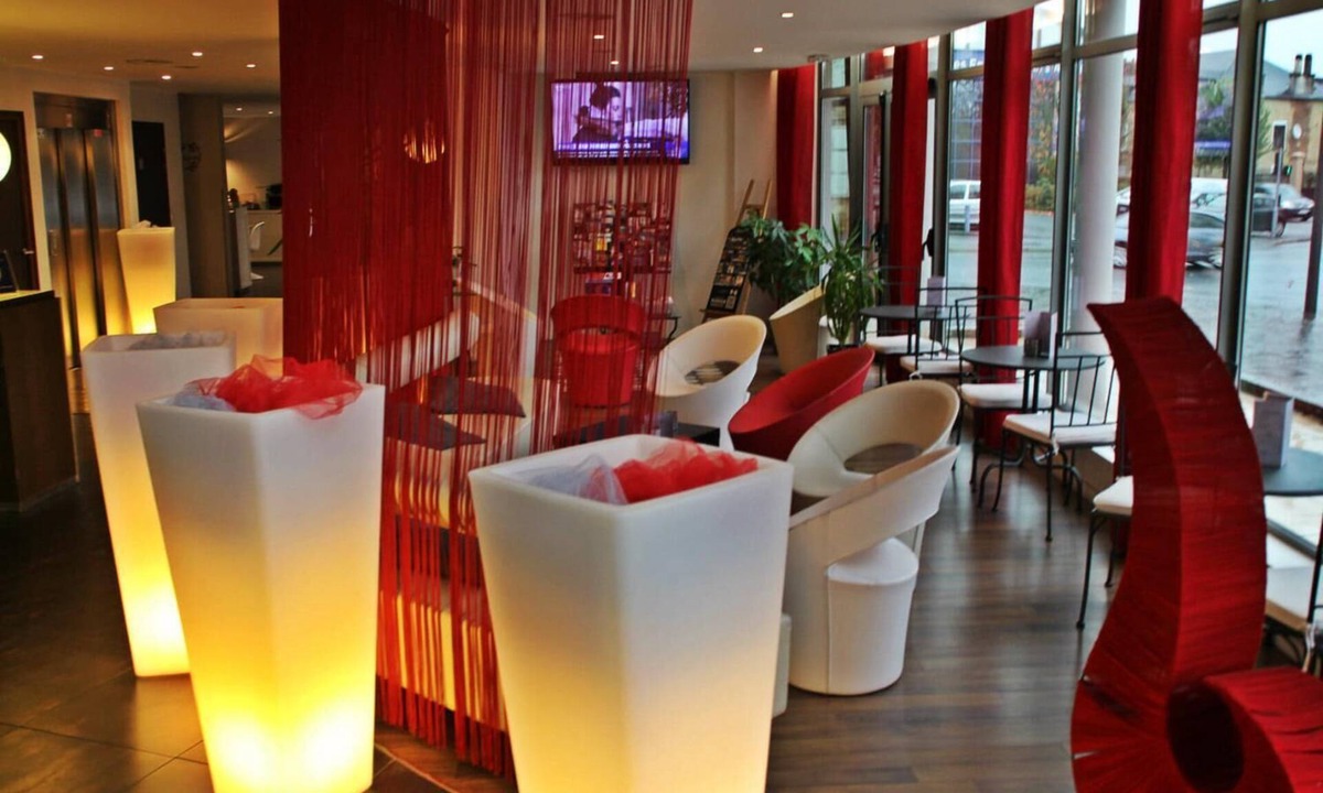 Charleville-Mezieres Hotel | Kyriad Charleville Mezieres