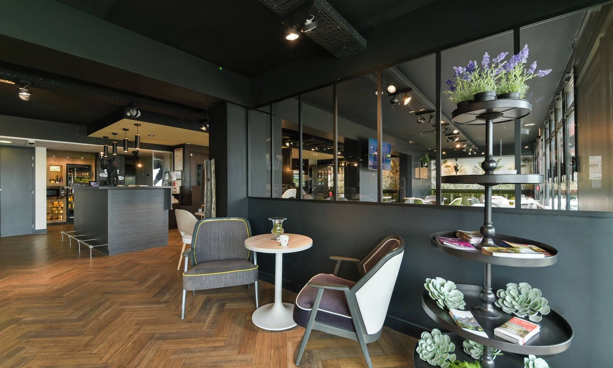 Crepy-en-Valois Hotel | Kyriad Crepy en Valois