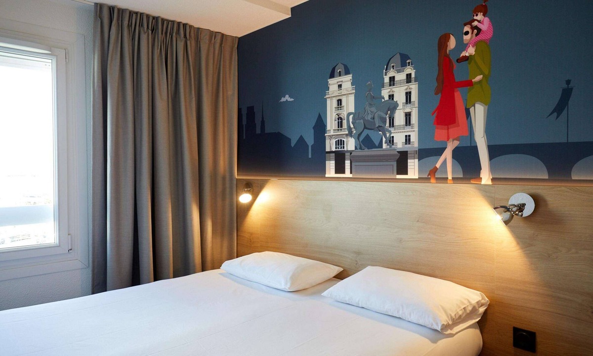 La Chapelle-Saint-Mesmin Hotel | KYRIAD DIRECT Orleans - La Chapelle St Mesmin