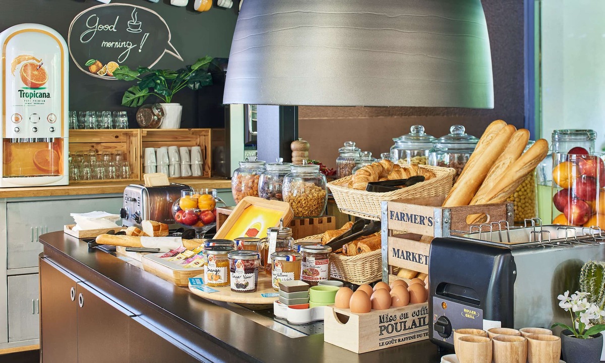 Gonesse Hotel | Kyriad Direct Le Bourget - Gonesse