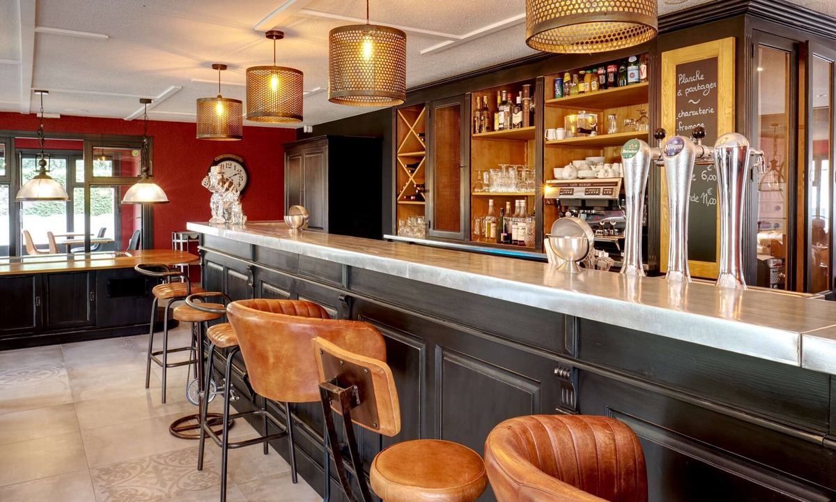 Hem Hotel | Kyriad Lille Est - Hem