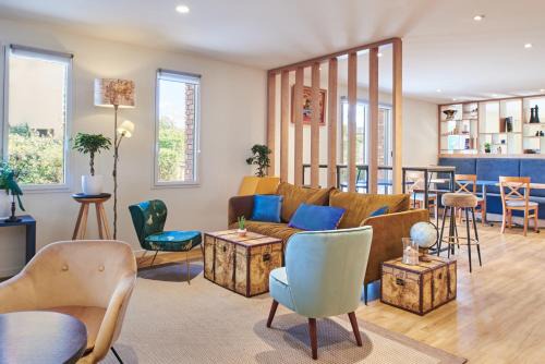 Les Ulis Hotel | Kyriad Paris Sud Les Ulis Courtaboeuf