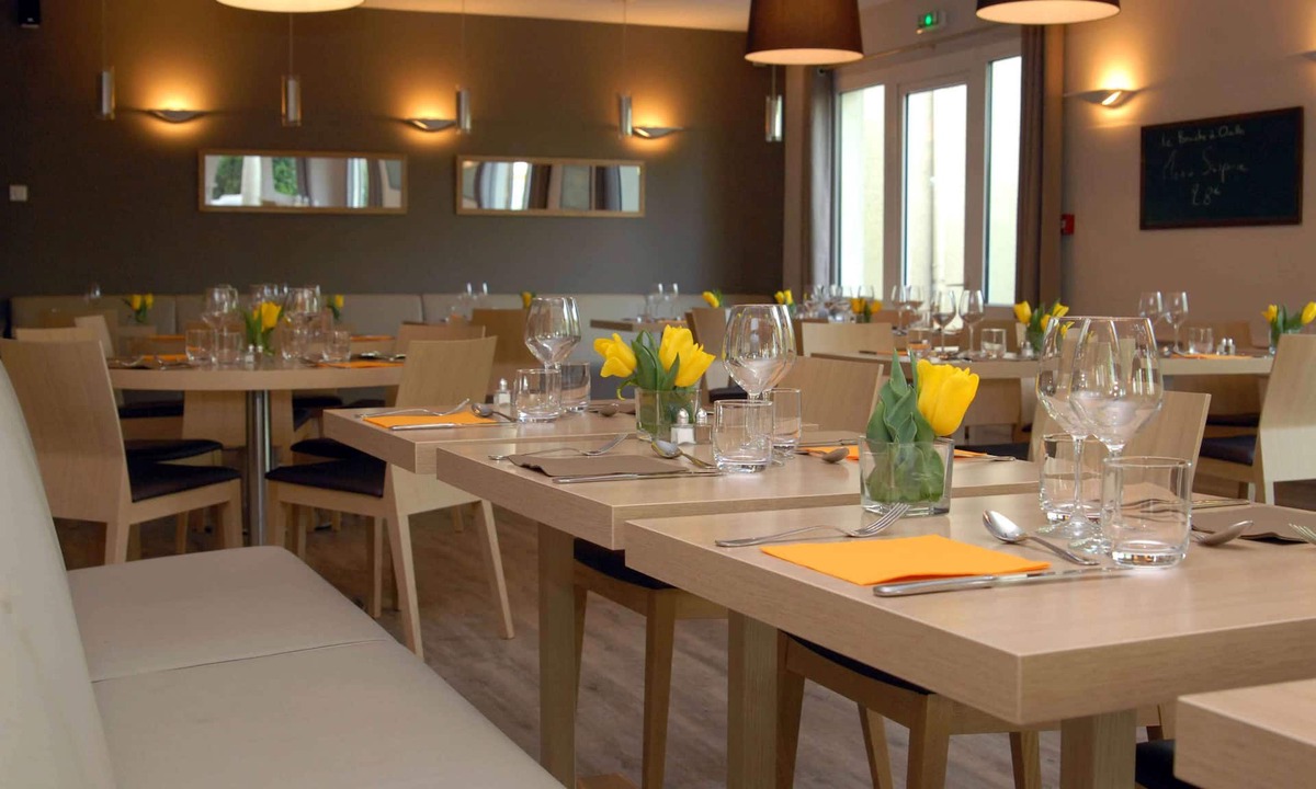 Bourg-les-Valence Hotel | Kyriad Valence Nord