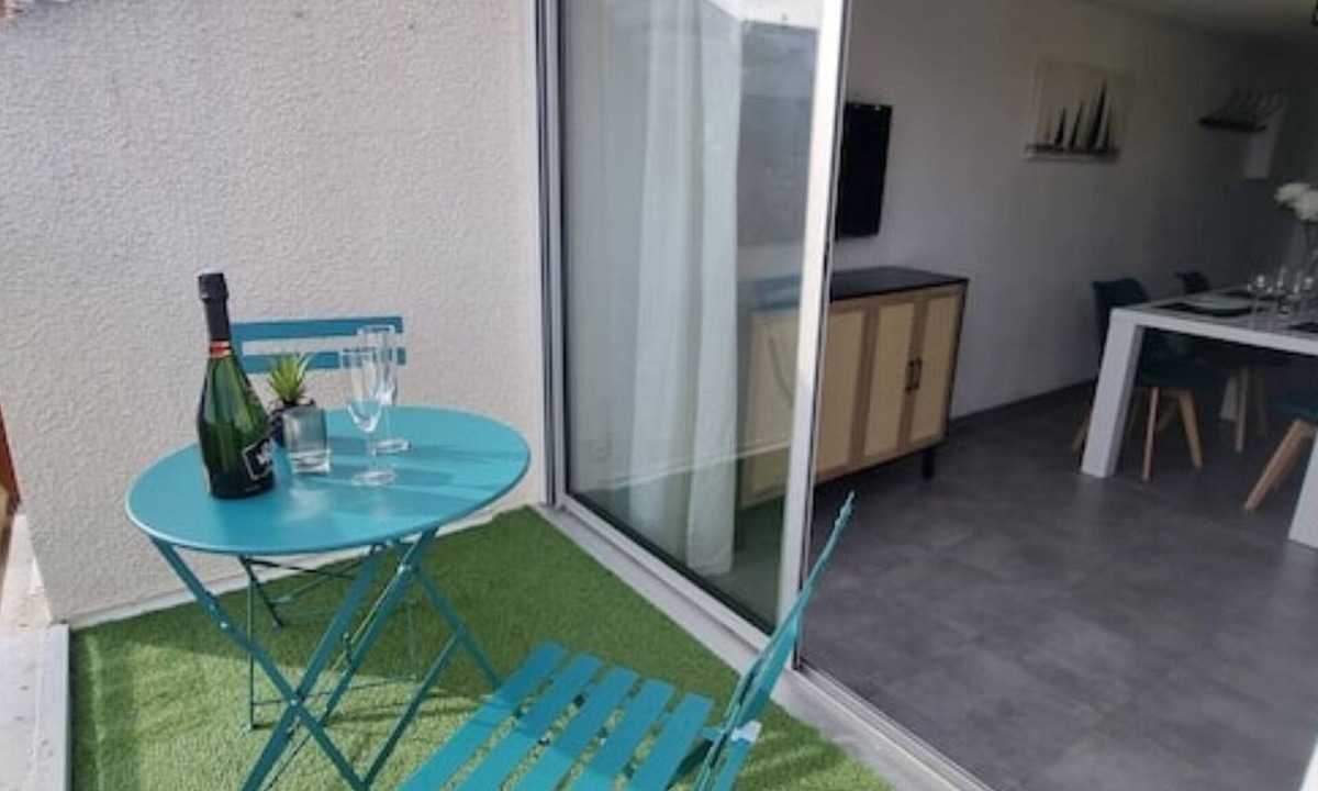 Sete Apartment | Lóphelia Duplex Dernier étage balcony Centre clim