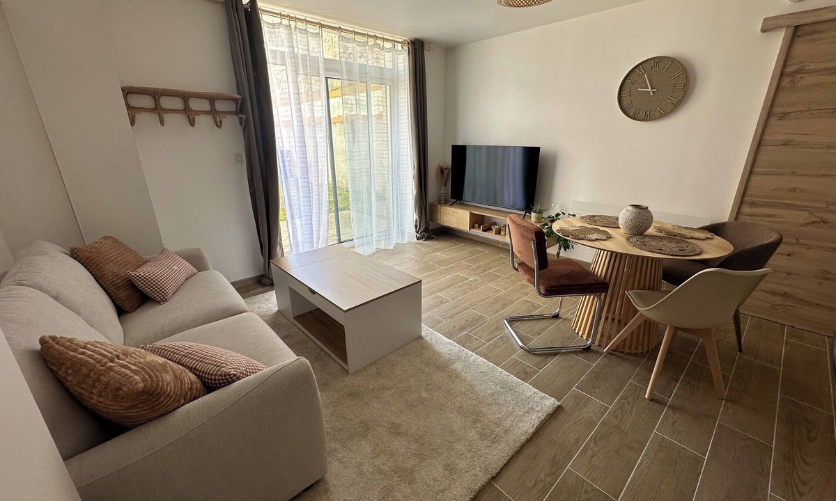 Brissac-Quince Apartment | L'Échappée - Cosy one-bedroom apartment in Brissac, charm and calm near vineyards