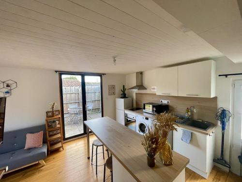 Saint-Laurent-sur-Sevre Apartment | L'échappée Vendéenne - PDF
