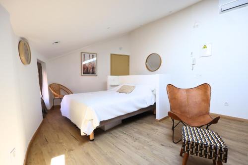 Camaret-sur-Aigues Apartment | L'Échappée Bohème - WIFI - NETFLIX - PRIME - CLIM