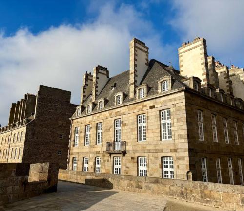 Intra Muros Apartment | L écrin de l armateur