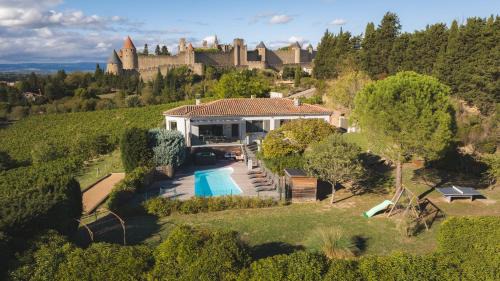 Carcassonne House | L'écrin de la Cité, Coeur de Vignes - Vivez une expérience inoubliable !