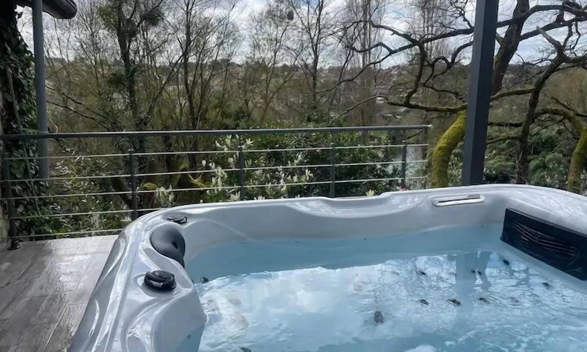 Thouars House | L’Écrin de Verdure - Pavillon avec SPA privatif