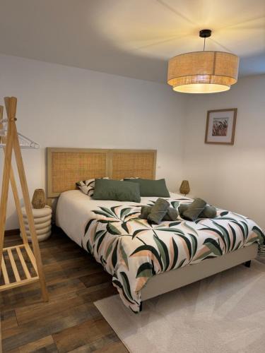 Quesmy House | L Écrin des églisières