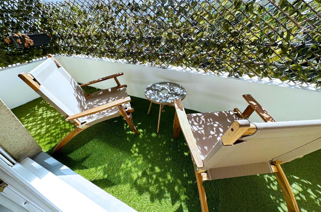 Saint-Denis Apartment | L'écrin du stade By UTA HOUSE