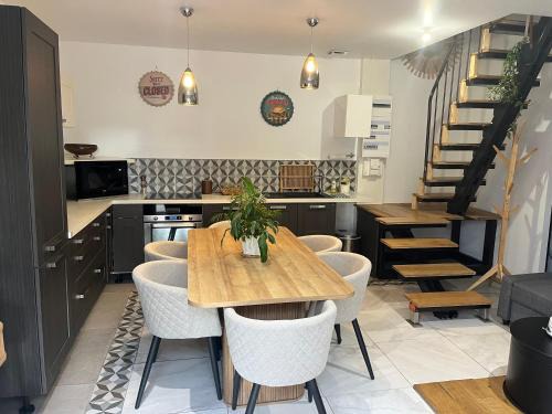 Saint-Avertin Apartment | L’Éden
