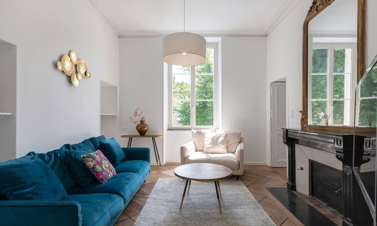 Saint Nicolas - Charles III - Ville vieille - Trois Maisons - Leopold Apartment | L'élégant de Stanislas - T3 lumineux à Nancy
