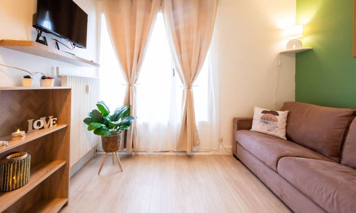 Evreux Apartment | L’Évasion Balcon Parking Gratuit Gare 15 min