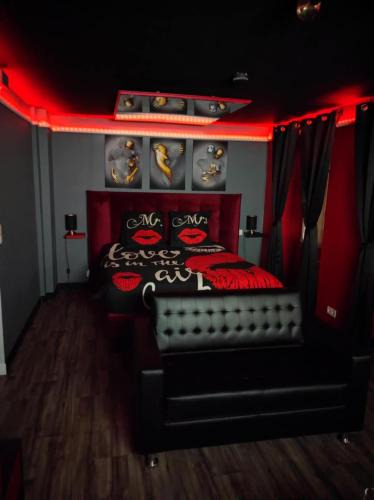 Saint-Pierre-de-Plesguen Apartment | L'évasion Plaisir Privé SPA
