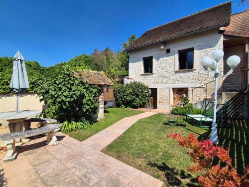 Sainte-Genevieve-les-Gasny Apartment | L'Abaca 21