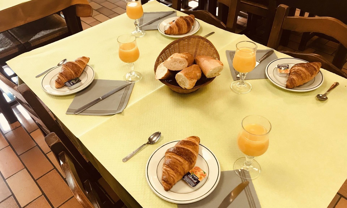 Pont-de-Salars Hotel | L'Agapanthe