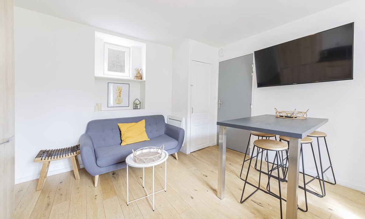 Deux Croix-Banchais Apartment | L'AGATE - Wifi - Centre-ville