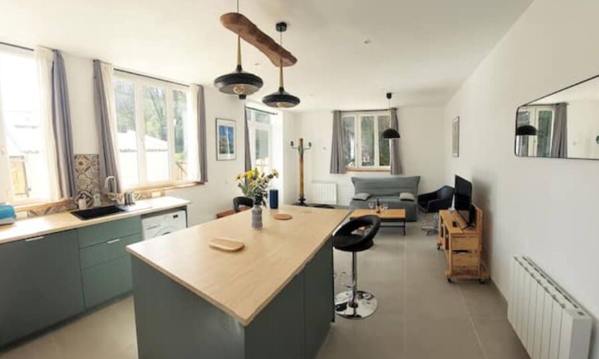 Thury-Harcourt House | L'aigrette, Moderne, Ensoleillé et Bien Placé