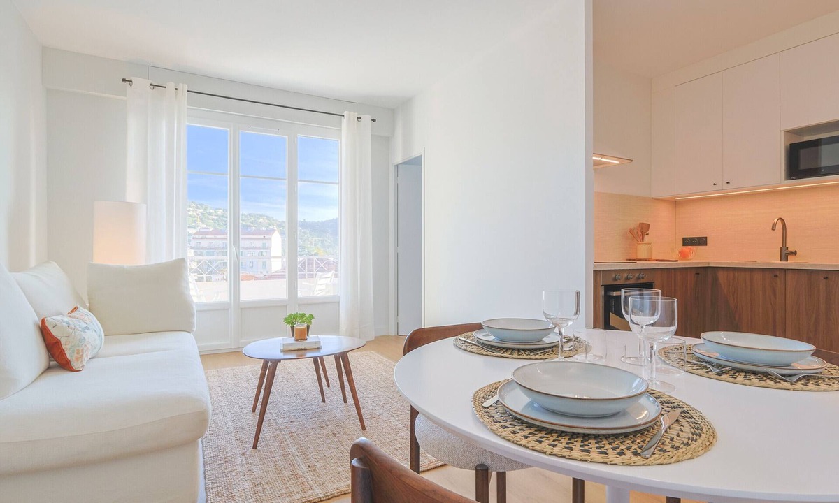 Carnot Apartment | L'Alba - 1 bedroom - Terrace