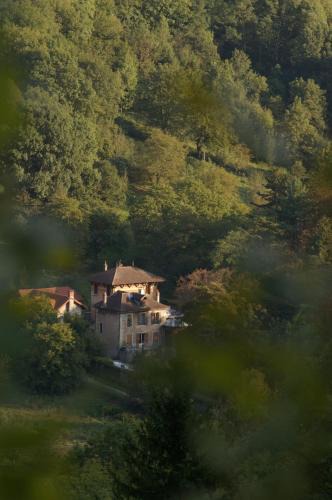 Saint-Rambert-en-Bugey Bed & Breakfast | L'Albarande