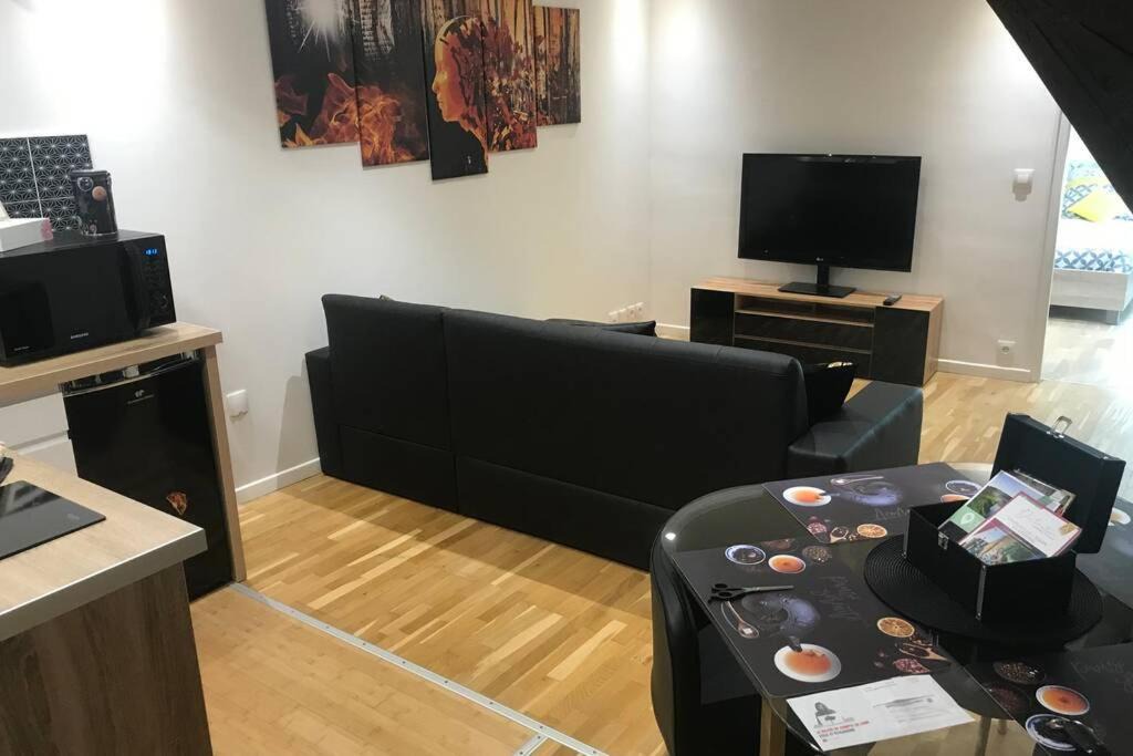 Charleville-Mezieres Apartment | L alysé