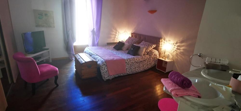 Chateauneuf-du-Pape Bed & Breakfast | L'AMARILYS chambre d'hôte
