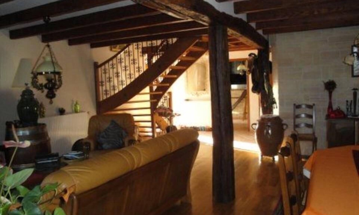 Grand Langres Bed & Breakfast | L'Ame ensoleillée - Fleur de Soleil