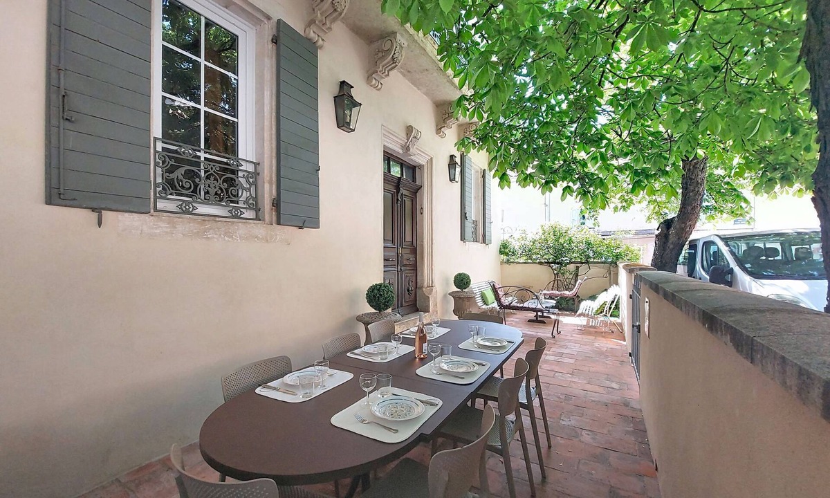 Banon House | L ancien Hôtel Creste by Interhome