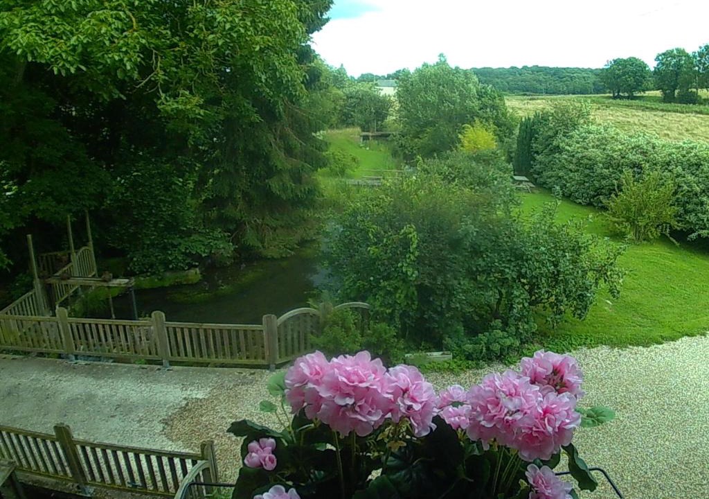 Valmont Bed & Breakfast | L ANCIEN MOULIN A GRAINS