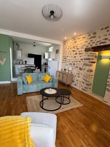 Avallon Apartment | L ancien presbytere