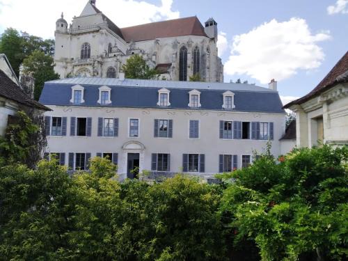 Tonnerre Bed & Breakfast | L'ancien Tribunal