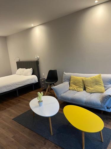 Saint-Chely-d'Aubrac Bed & Breakfast | l'Ancienne Gendarmerie