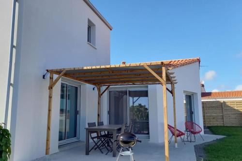 Brem Sur Mer House | L'Ancrage- 800m de la plage