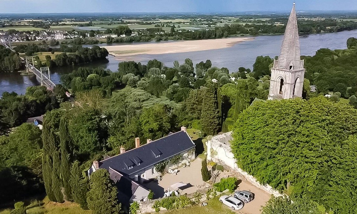 Gennes House | L'Angeline